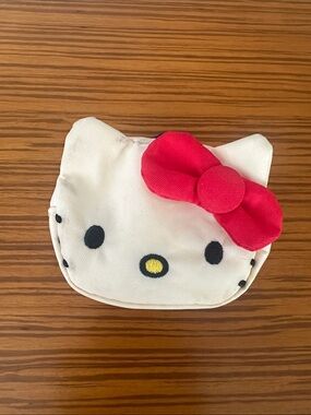 BAGGU Hello Kitty purse Charm